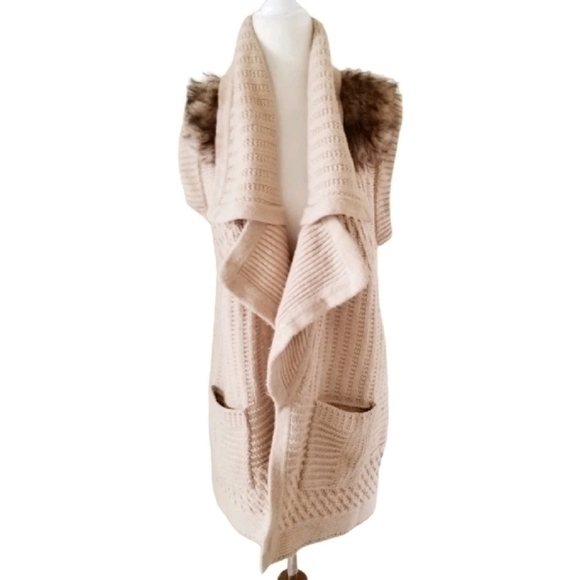 ANN TAYLOR CHUNKY TAN FUR SHOULDER SWEATER VEST SZ M - Picture 1 of 6